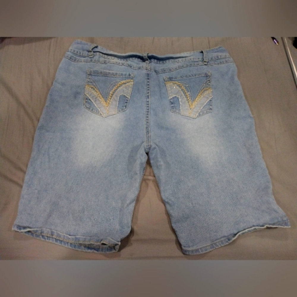 EUC Women's Spoiled Angel - Blue & Gold Jean Shorts Mid-Thigh Cut PLUS Size 22
